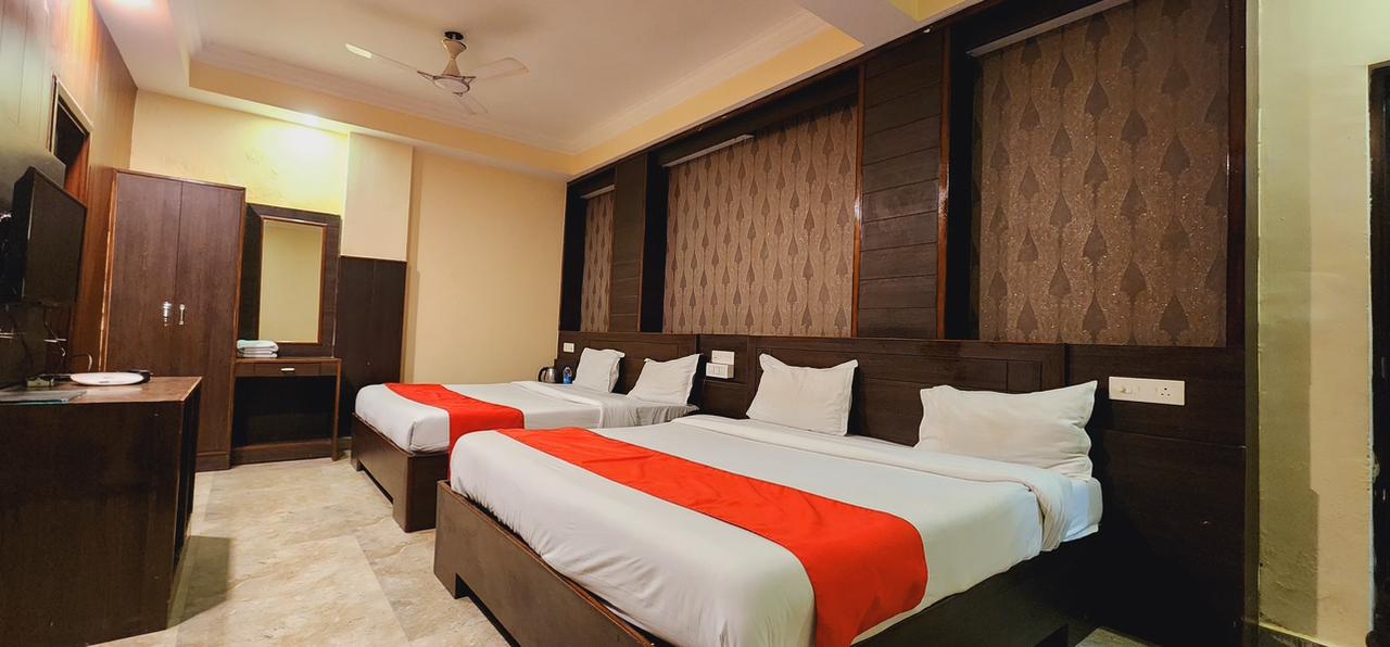 WhatsApp Image 2025-09-13 at 4.12.52 PM (1)